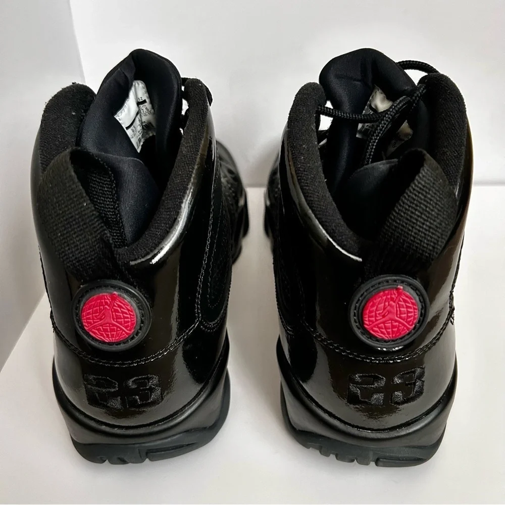 Air Jordan 9 Retro ‘Bred’ Sneakers